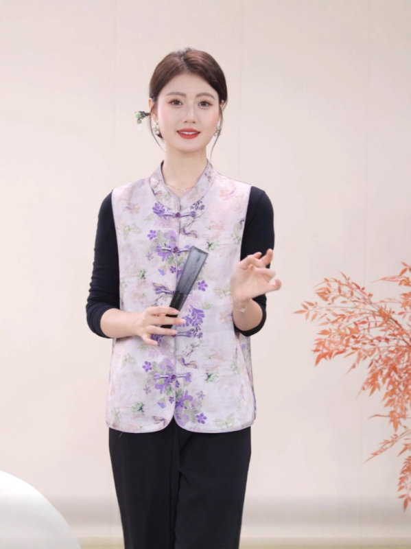 Vestă pentru femei în stil chinezesc, design literar retro, cu cataramă la guler, toamnă 2025, poliester >95%, lungime standard 50–65 cm