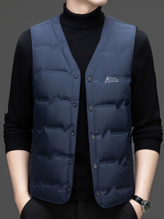 Vesta masculină din puf, guler în V, închidere cu nasturi, umplură din puf de rață alb, material principal poliester, căptușeală poliester, croială Slim, sezon toamnă-iarnă