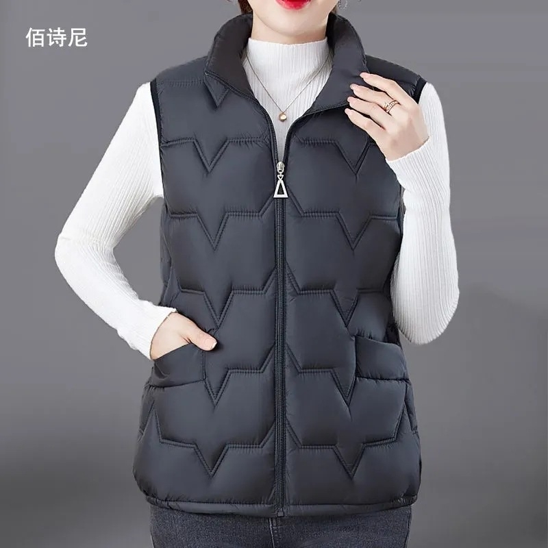 Ženski vest s Half-Turtleneck ovratnikom, poliester tkanina, regularna duljina 50-65 cm, prednji zatvarač, Zimska kolekcija 2023