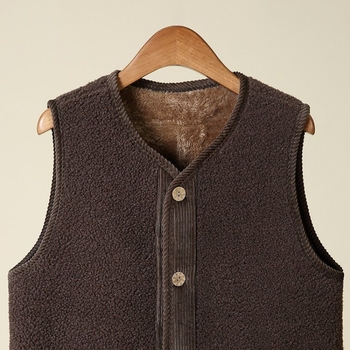 Vestă fără mâneci cu căptușeală de fleece, material spandex și poliester, stil elegant pentru naveta zilnică, croială complexă, iarnă 2025