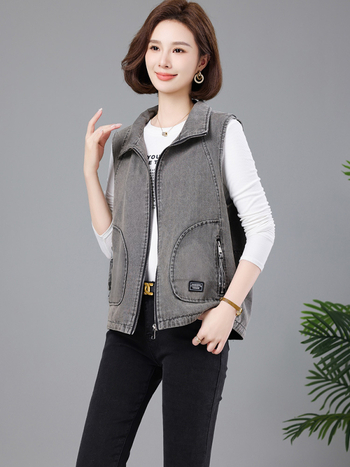 Ženska vesta slobodnog kroja, pamuk 95%+, prednji zip, ovratnik tip lapel, duljina 50–65 cm