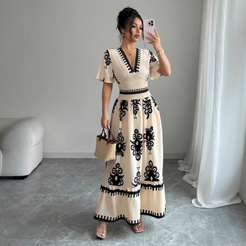 Rochie lungă în A-line, din tricot, cu imprimeu, decolteu în V