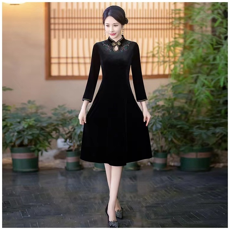 Rochie în stil cheongsam, poliester, midi în linie A, guler stand, mâneci 3/4