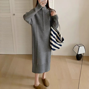 Rochie tricotată cu fermoar parțial, guler înalt, mâneci lungi, lungă, material tricotat