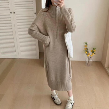 Rochie tricotată cu fermoar parțial, guler înalt, mâneci lungi, lungă, material tricotat