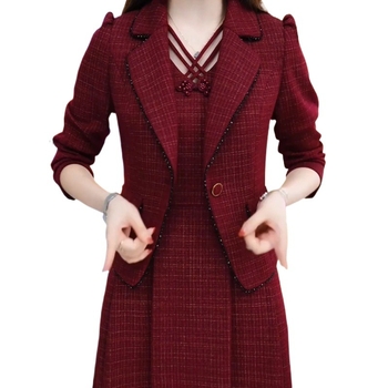 Női két részes szoknyás kosztüm, városi stílus, poliészter 95%+, hosszú ujjak, gallér nélkül, 2024 tavasz