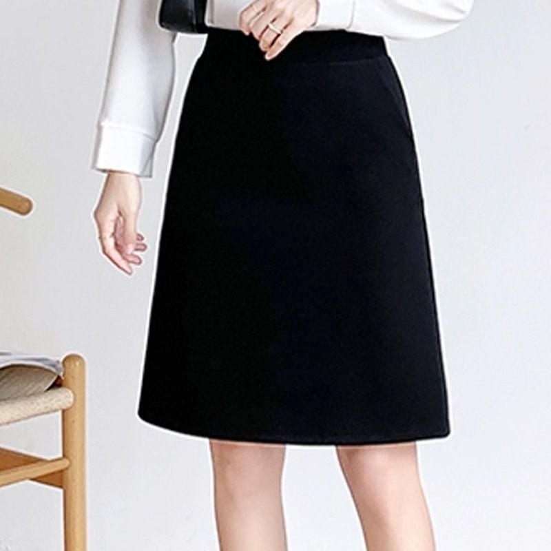 Két részes ruhaszett középkorú nőknek, poliészter, hosszú ujjú, midi hosszúságú, OL stílus, tavasz 2024