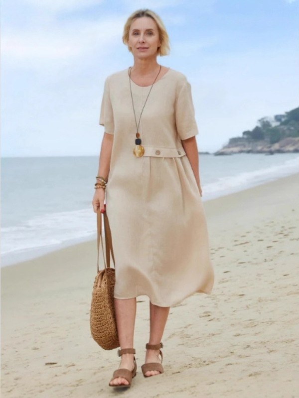 Haljina od pamuka i lana, srednje duljine, patchwork dizajn, okrugli vrat, kratki rukavi