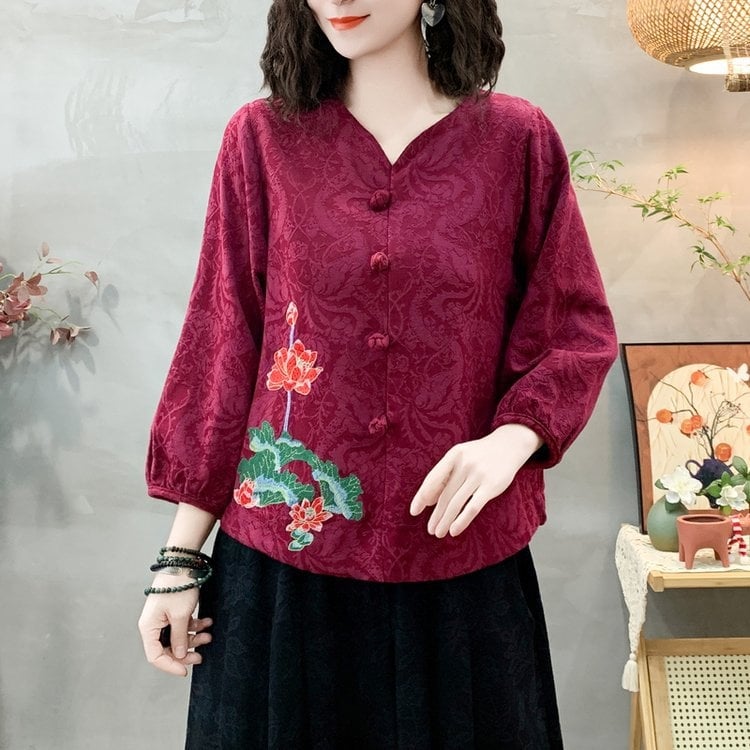 Пролет 2025 дамска блуза от памук и лен, свободна кройка, V-образно деколте, ръкав 3/4, дишаща с бродерия, етно стил и литературно ретро, дължина 50–65 cm, основен материал: памук (≤30%)