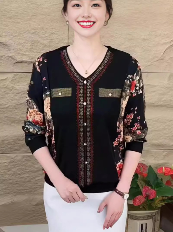 Есенна женска тениска с дълги ръкави, V-образно деколте, украса с кристали, принт, покрива корема и стяга силуета