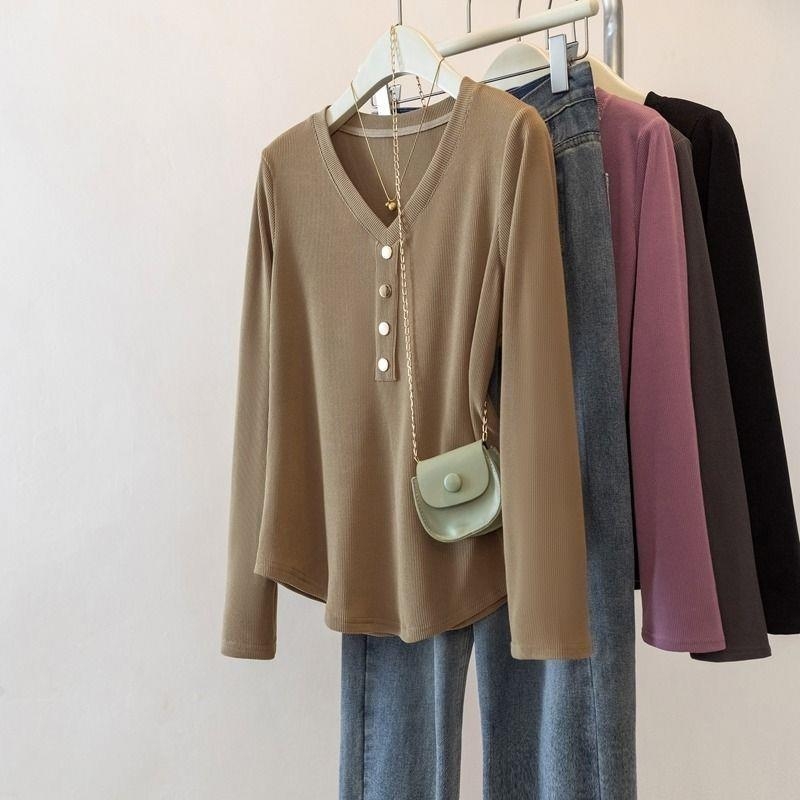 Bez rukava majica s malim turtleneckom, izšivana, A-kroj, tkanina od vunene smjese