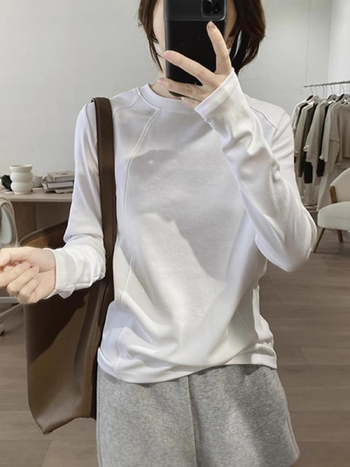 Ženski T-shirt s dugim rukavima, oversize kroj, vezenje, viskozno vlakno