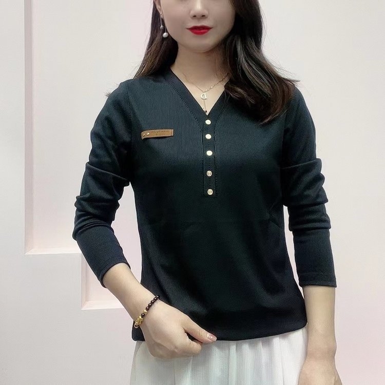 Дамска тениска с дълги ръкави и V‑образно деколте, полиестер 70–80%, 3D ефект, стандартна дължина 50–65 cm