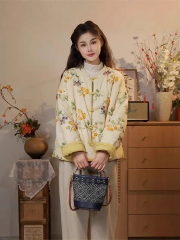 Geacă de damă reversibilă, stil retro chinezesc, cu guler înalt și imprimeu floral, căptușeală groasă; țesătură: poliester; umplutură: bumbac; lungime: mijlocie