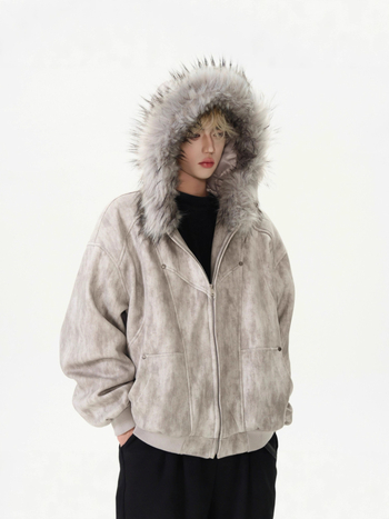 Geacă bărbătească cu glugă, captușită, cu guler din blană, umplutură poliester