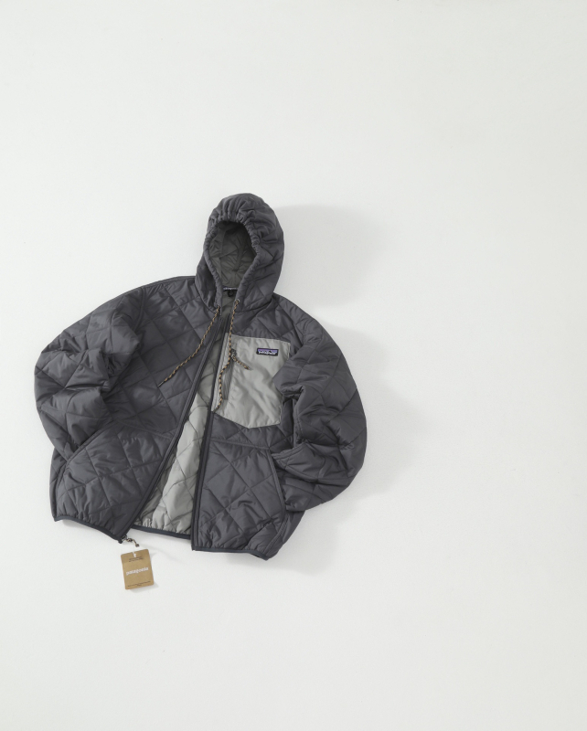 Unisex quilted hooded jacket s zipom, punilo od poliester, glavni materijal 95% poliester, podstava 95% poliester