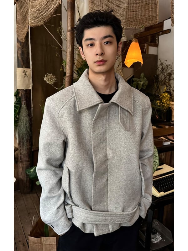 Jaka - Vintage stils, poliesteres audums, apkakle ar reveru, vienpogu aizdare, īss griezums