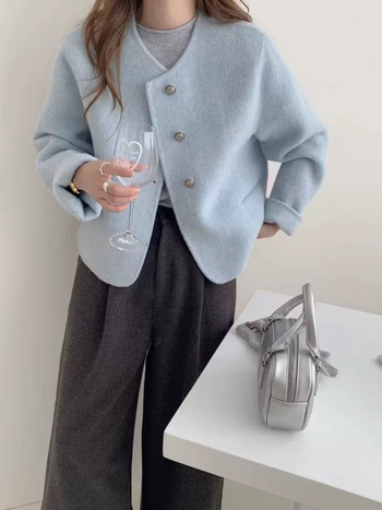 Palton din lână pentru femei, în stil Chanel, lungime medie, guler rotund, închidere cu trei nasturi în față