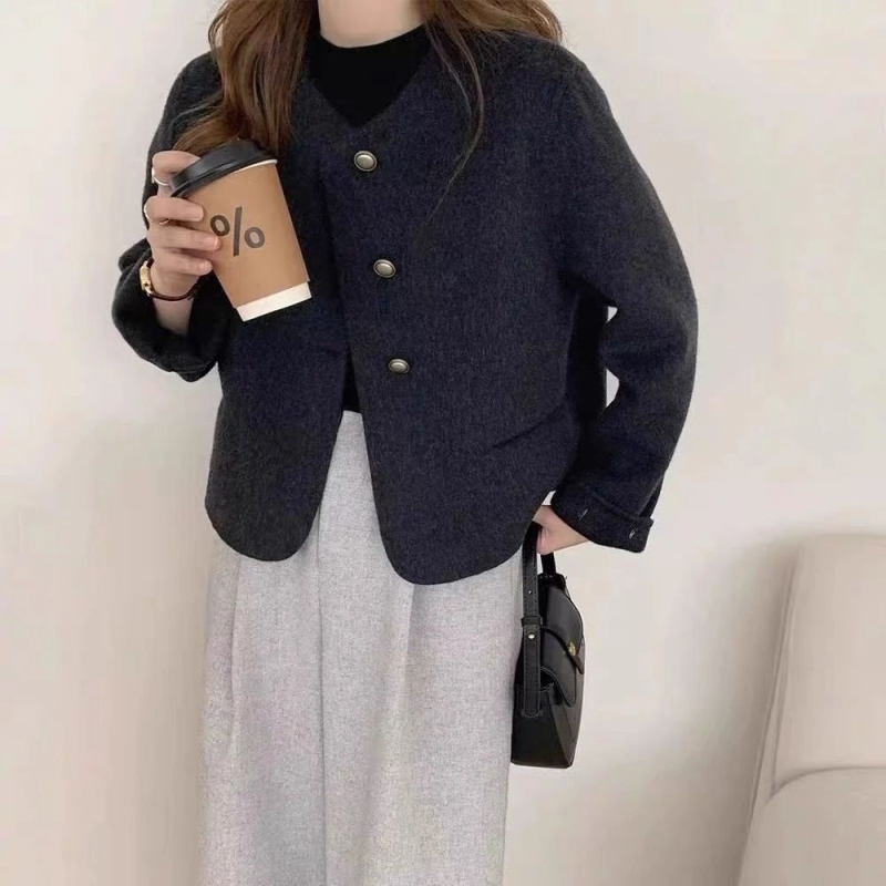 Palton din lână pentru femei, în stil Chanel, lungime medie, guler rotund, închidere cu trei nasturi în față