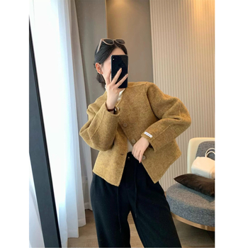 Női rövid poliészter kabát kerek nyakkal, normál szabás