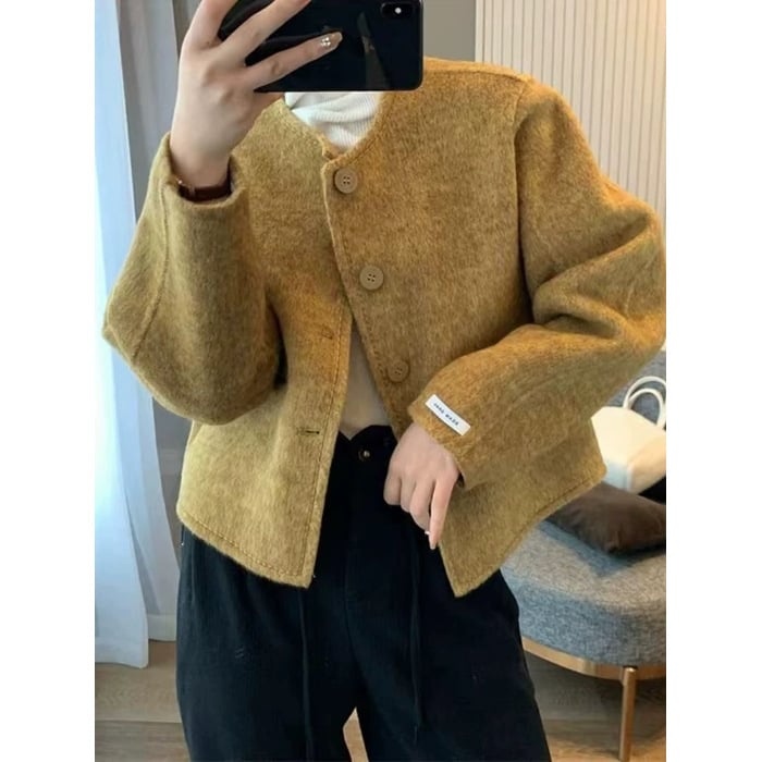 Női rövid poliészter kabát kerek nyakkal, normál szabás