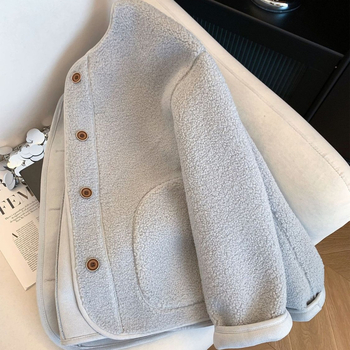 Chenille anyagból készült női kabát bolyhos hatással, laza szabású, rövid hosszúságú, 3/4-es ujjú, kerek nyakú, japán-koreai casual stílus, 2025 tavaszi kiadás, spandex tartalom <30%