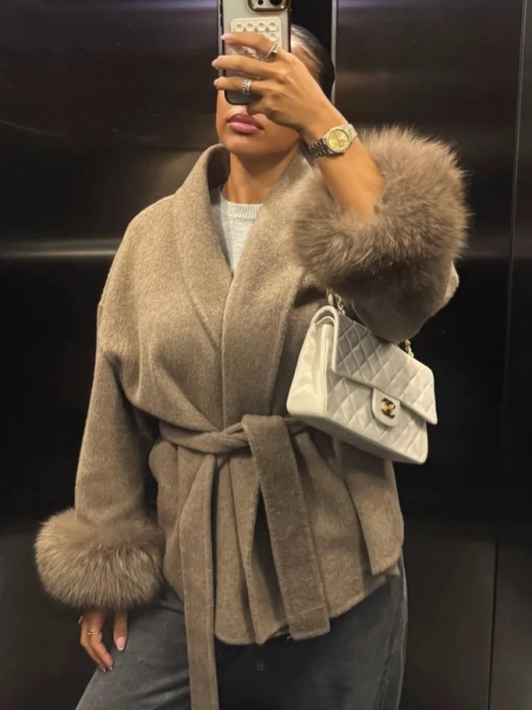 Nothing μαλλινο κοντό παλτό με κορδόνι, φθινόπωρο 2025, μικροϊνες <30%, πολυεστέρας <30%