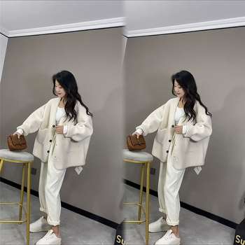 Női kabát báránybőr-szerű textúrával, laza szabás, kerek gallér, hosszú ujjú, középhosszú, poliészter-spandex keverék