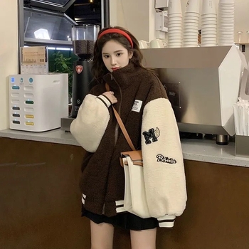 Női báránybőr velúr dzseki chenille anyagból, spandex <30%, rövid fazon 40–50 cm, 3/4 ujjú, szőrme gallér, téli 2024