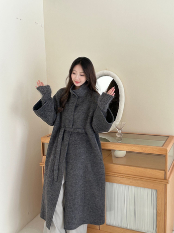 Női gyapjú kabát, hosszú, szűk fazon, vastag anyag, hosszú ujjú