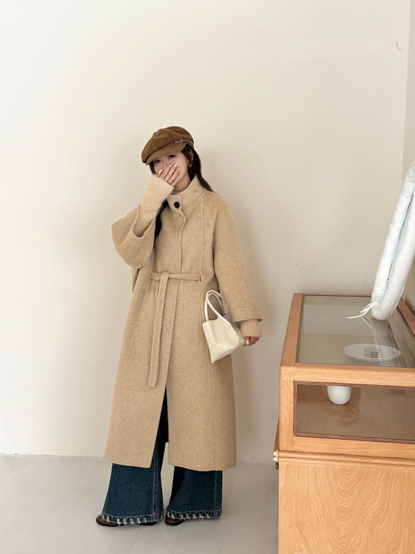 Női gyapjú kabát, hosszú, szűk fazon, vastag anyag, hosszú ujjú