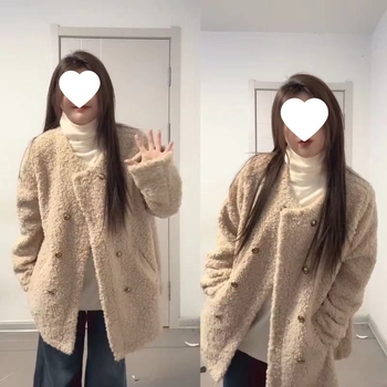 Παλτό από corduroy με λεπτομέρεια γούνας κουνελιού κάτω από 30%, διπλό κλείσιμο, φαρδιά γραμμή, ρετρό σχεδίαση φθινοπωρινό-χειμερινό