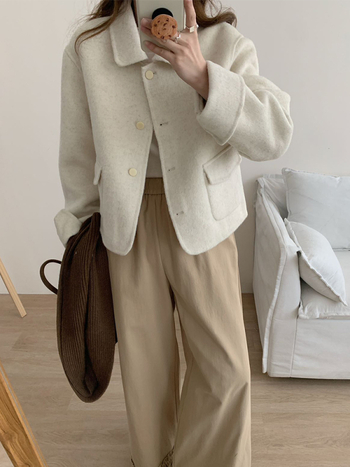 Női rövid gyapjú kabát egyszínű, gyapjú–elasztán keverék (<30%), ősz 2025, hosszú ujjú, egyenes szabás, japán-koreai lazább stílus