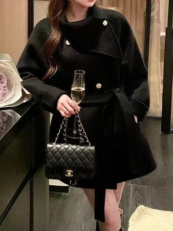 Női gyapjú kabát sálgallérral, szalaggal záródó plackettel, kézzel készített, középhosszú, raglán ujjú, téli 2025, 70-80% gyapjú