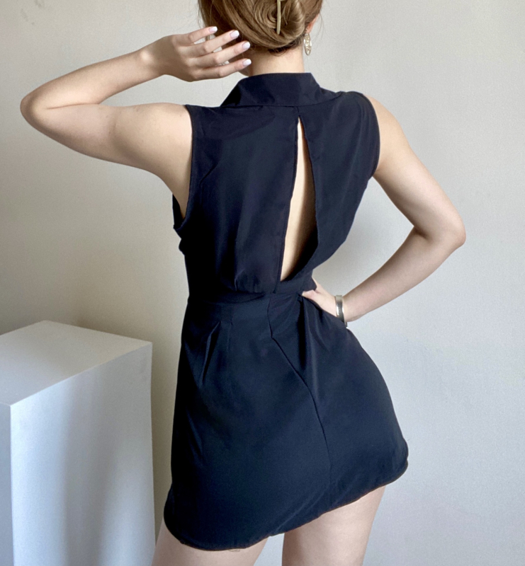 Rochie-tip cămașă din Ice Silk, spate decupat, fără mâneci, guler rever, croială A-line