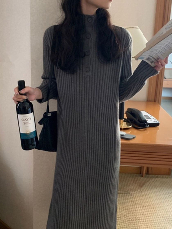 Rochie tricotată cu guler înalt, panouri tricotate, culoare solidă, lungă, amestec poliester-viscose, stil urban de bază