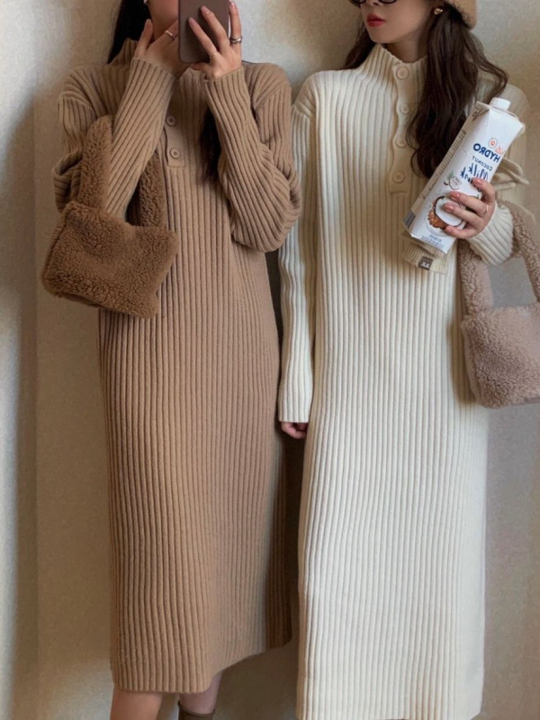 Rochie tricotată cu guler înalt, panouri tricotate, culoare solidă, lungă, amestec poliester-viscose, stil urban de bază