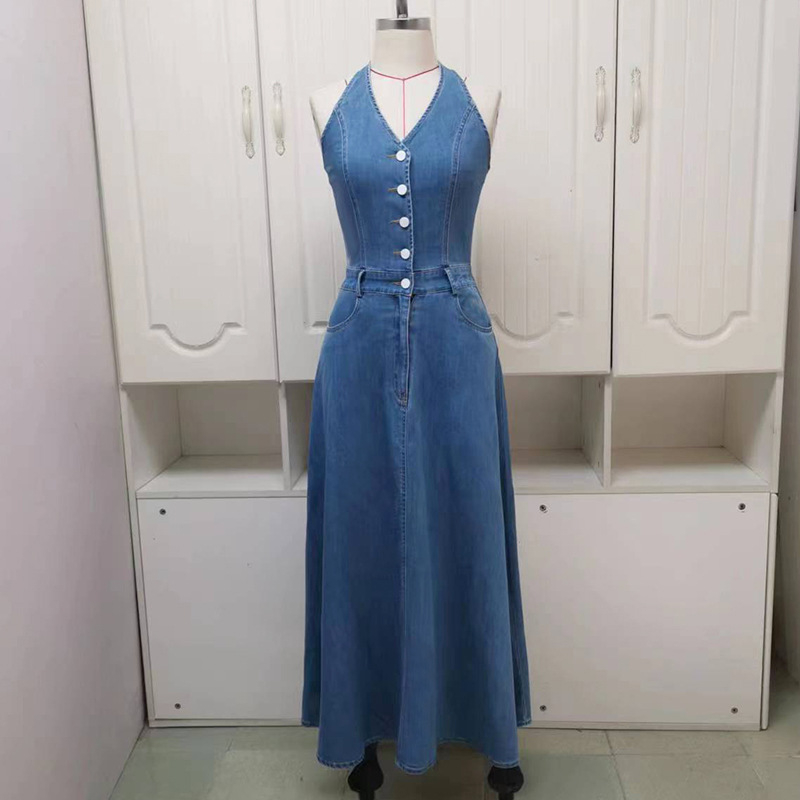 Denim šaty s halterneckom, A-líniou, stredná dĺžka, bez rukávov