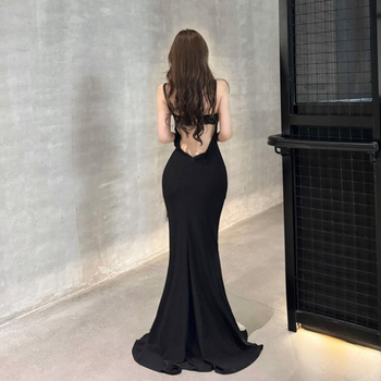 Női ujjatlan ruha V-nyakkal, wrap fazon, hosszú, magas derekú, elasztikus poliészter, egyszínű, paneles dizájn