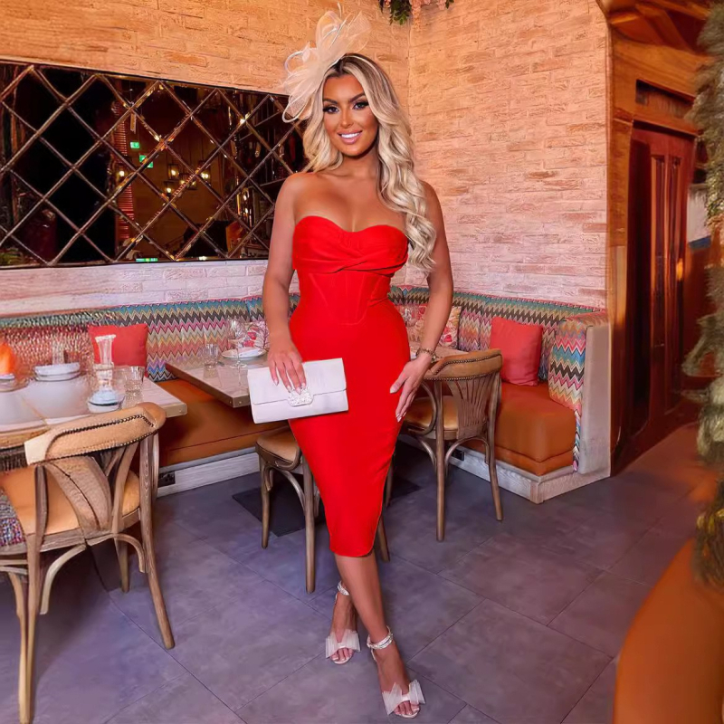 Ruha tubus-top stílusú, magas derékkal, középhosszú, poliészter-spandex anyag