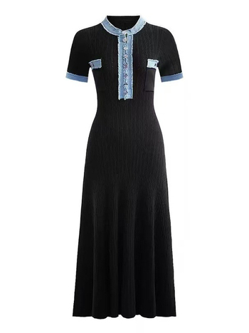 Hosszú A-vonalú ruha kerek nyakkal, viszkóz anyagból