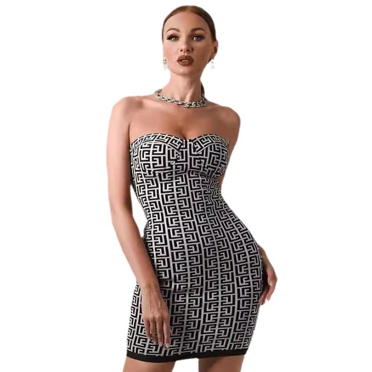 Váll nélküli jacquard bandage ruha, mini hosszúságú, cipzárral