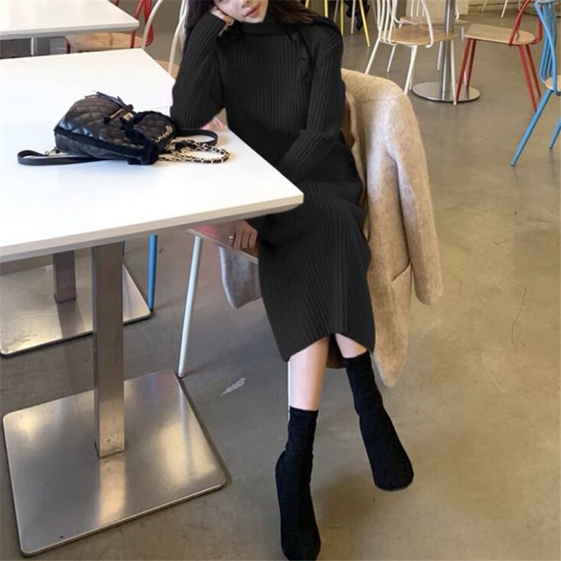 Kötött midi ruha magas nyakú gallérral, csíkos mintázat, hosszú ujjú, magas derekú