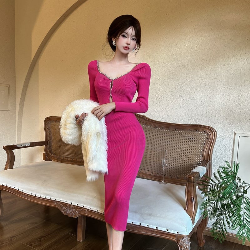 Női kötött ruha stretch poliészterből, egyszínű, V-nyakú, hosszú ujjú, magas derekú, ceruzaszoknya hosszú