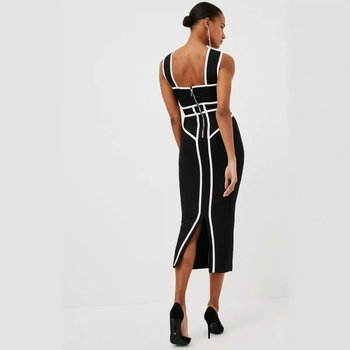 Geometriai mintás bandage ruha, halternyakú, hosszú, testhezálló kivitel, ujjak nélküli, elasztikus derék, midi hosszúságú, kötött anyag, poliészter-elasztán keverék, zip