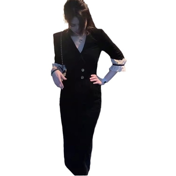 Midi ruha A-vonalú, V-nyakú, középső derekú