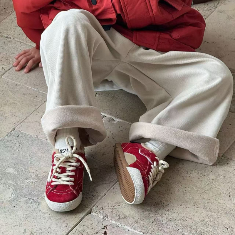 Детски маратонки унисекс със велкро, зимна подплата, дебела гумена подметка, горна част замшена кожа + свинска кожа (Унисекс, Зимни, Замшена кожа + свинска кожа, Подплата от агнешка вълна, Гума подметка с анти-слип)