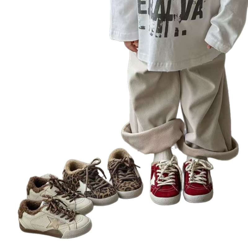 Детски маратонки унисекс със велкро, зимна подплата, дебела гумена подметка, горна част замшена кожа + свинска кожа (Унисекс, Зимни, Замшена кожа + свинска кожа, Подплата от агнешка вълна, Гума подметка с анти-слип)