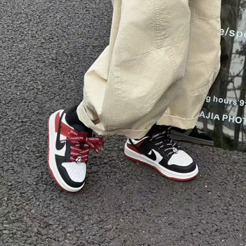 Детски спортни обувки от естествена кожа – антихлъзгаща подметка, закопчаване с велкро, подметка от гума, унисекс