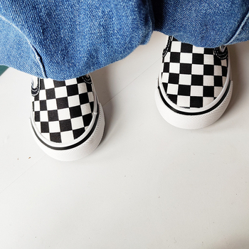 Dječje platnene tenisice – unisex, karirani uzorak, niski gornji dio, slip-on, gumena potplata